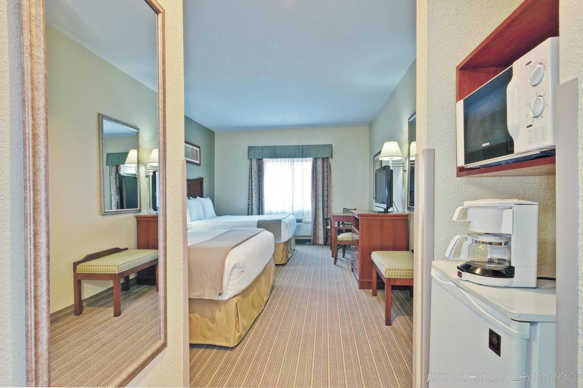 Holiday Inn Express Winfield - Teays Valley Hurricane Exterior foto