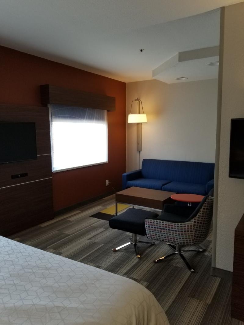 Holiday Inn Express Winfield - Teays Valley Hurricane Exterior foto